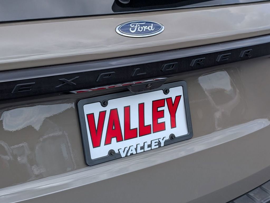 New 2026 Ford Explorer ST-Line image 14