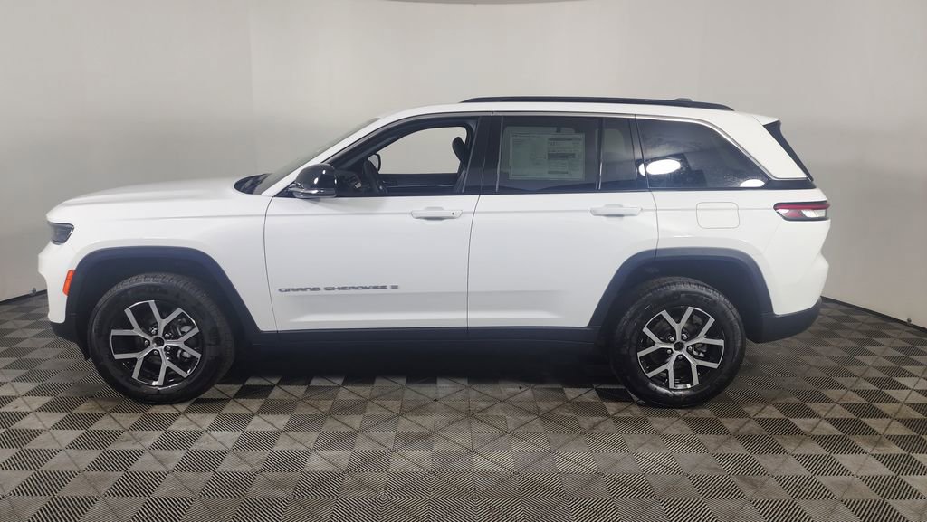New 2025 Jeep Grand Cherokee Limited image 4
