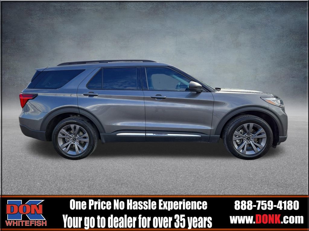 Used 2025 Ford Explorer Active w/ Active Comfort Package AWD/4WD image 9