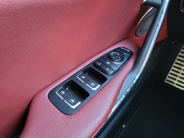Used 2023 Kia Stinger GT-Line w/ Sun & Sound Package AWD/4WD image 25