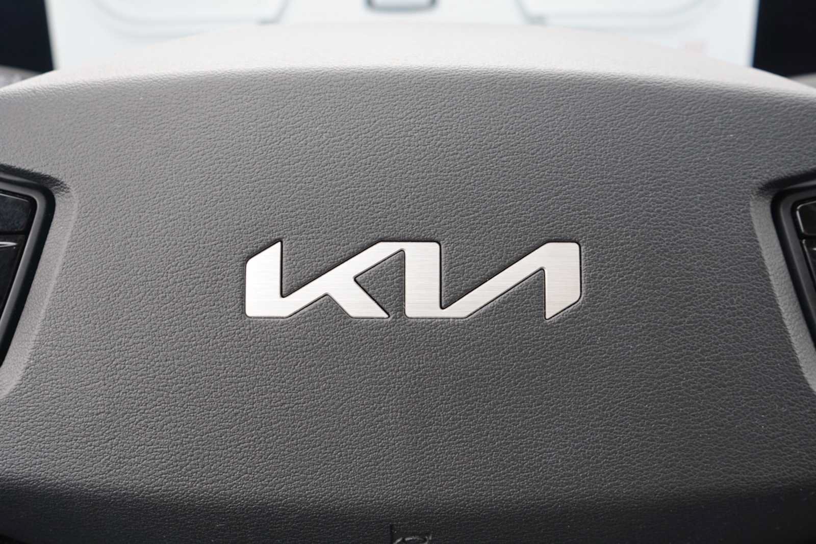 Used 2023 Kia EV6 Wind RWD image 13