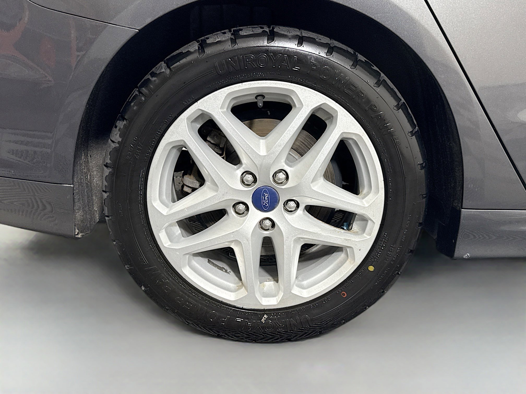 Used 2016 Ford Fusion SE image 32