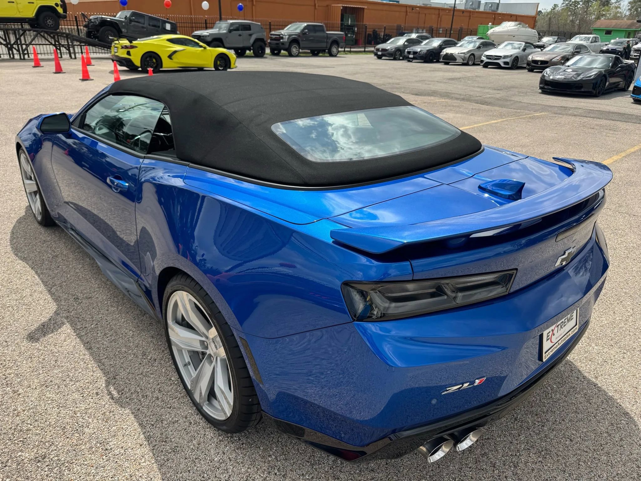 Used 2018 Chevrolet Camaro ZL1 w/ LPO, ZL1 Protection Package RWD image 50