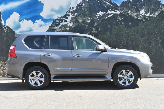Used 2013 Lexus GX 460 Premium AWD/4WD image 2