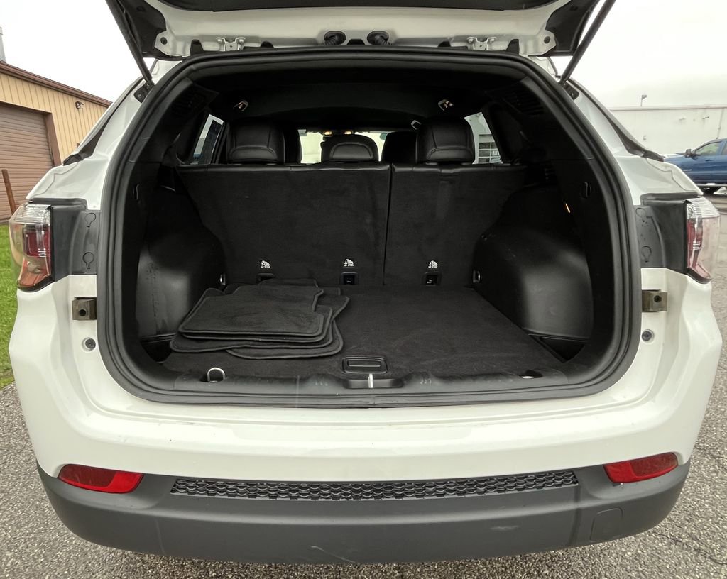 Used 2022 Jeep Compass Altitude image 4