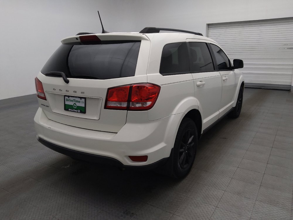 Used 2019 Dodge Journey SE w/ Connectivity Group FWD image 9