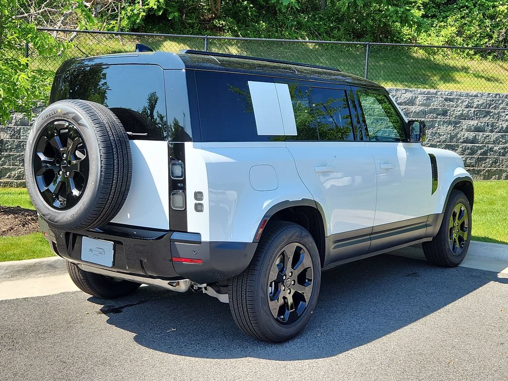 New 2026 Land Rover Defender 110 S AWD/4WD image 2