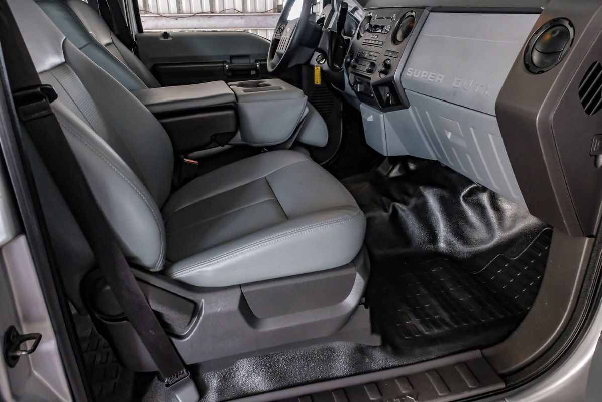 Used 2014 Ford F450 XL w/ Power Equipment Group image 13