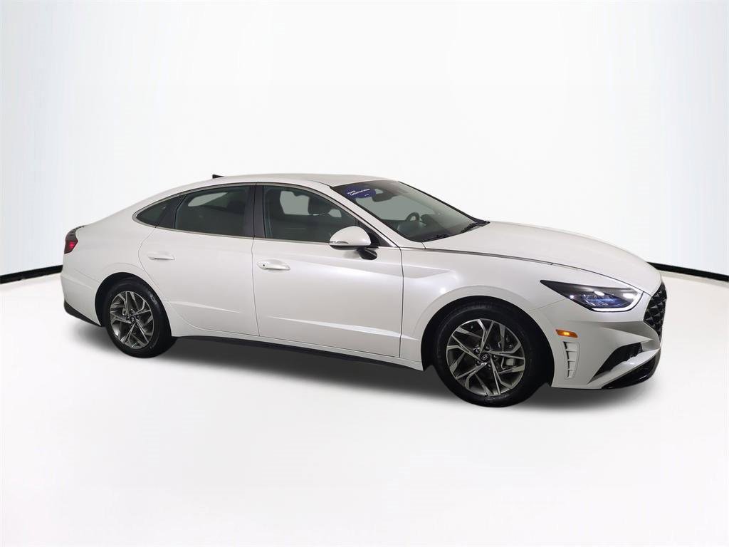 Certified 2022 Hyundai Sonata SEL image 2