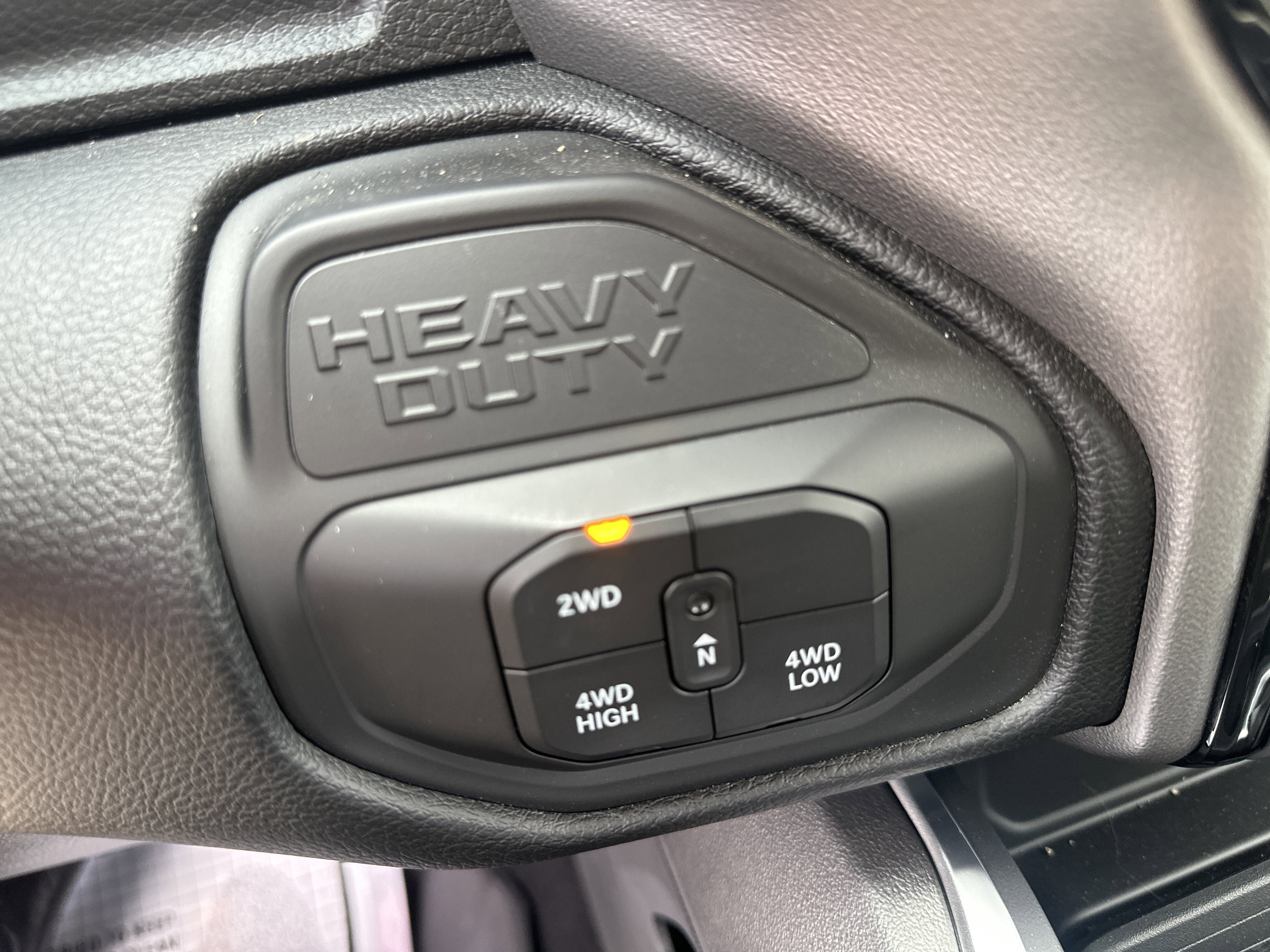 New 2026 RAM 2500 Big Horn AWD/4WD image 32