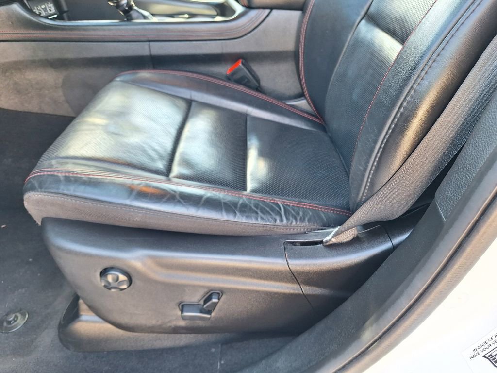 Used 2023 Dodge Durango GT image 34