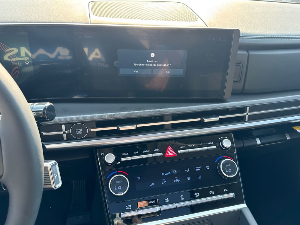 New 2025 Hyundai Santa Fe XRT image 18