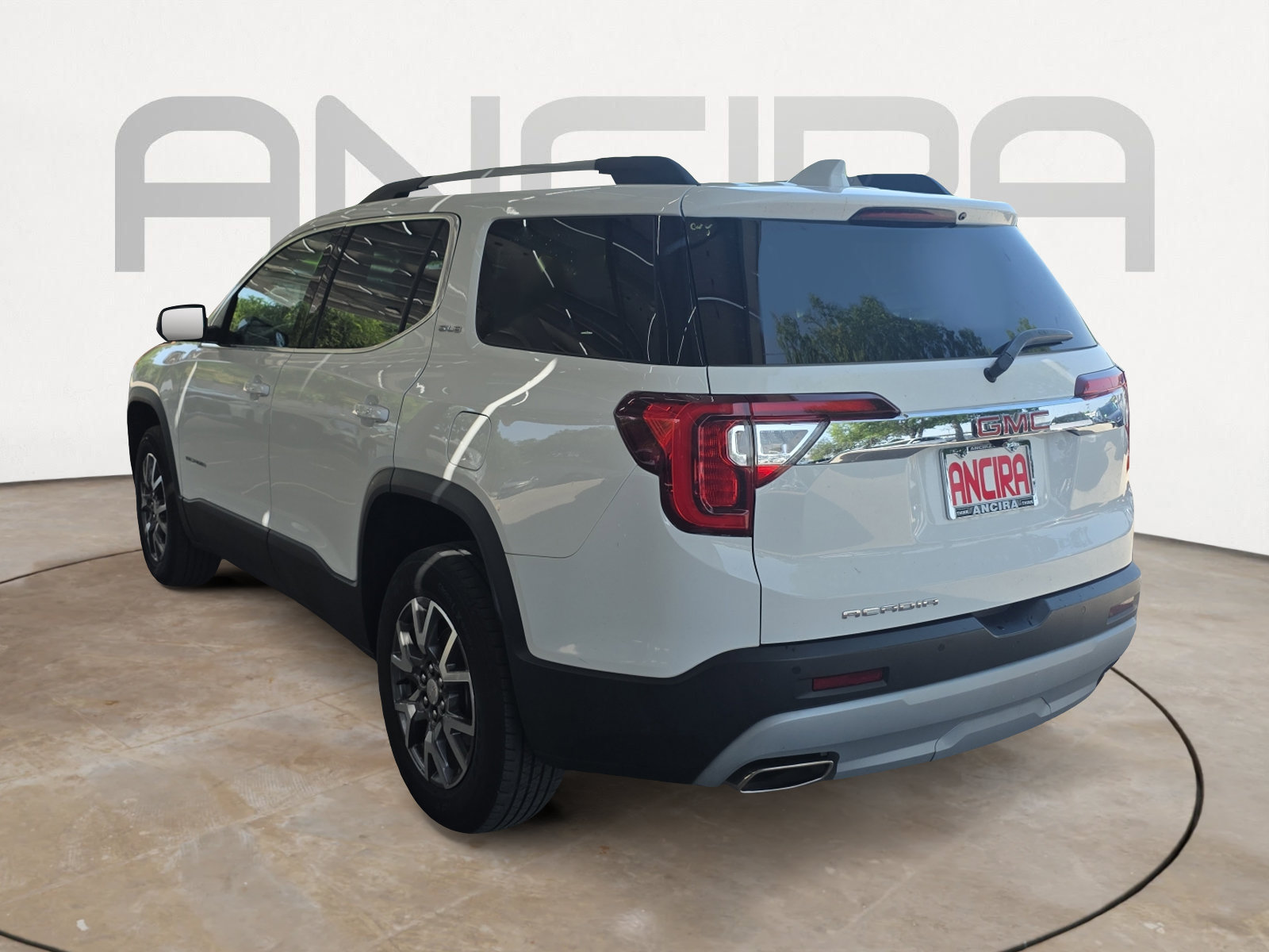 Used 2023 GMC Acadia SLE w/ Driver Convenience Package FWD image 6