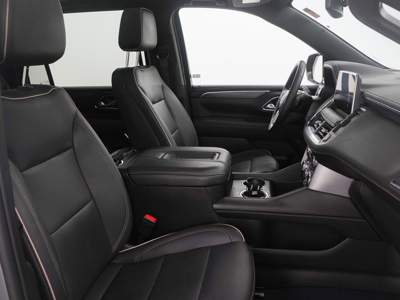 Used 2023 GMC Yukon XL SLT w/ SLT Premium Package image 11