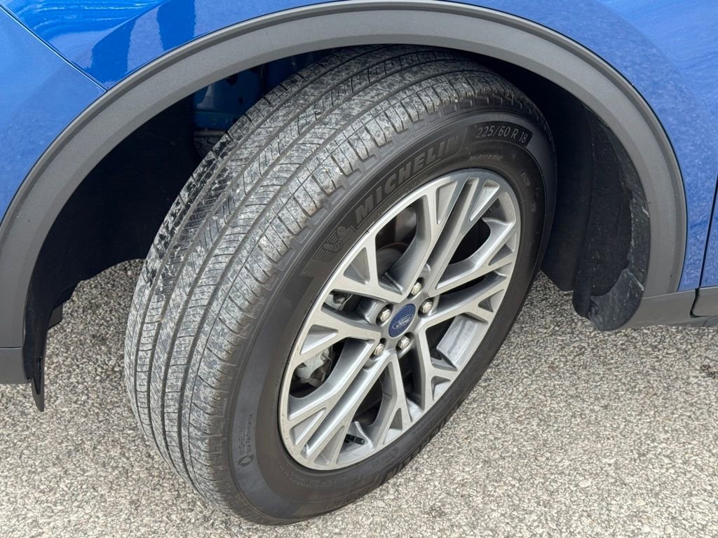 Used 2022 Ford Escape SEL image 35