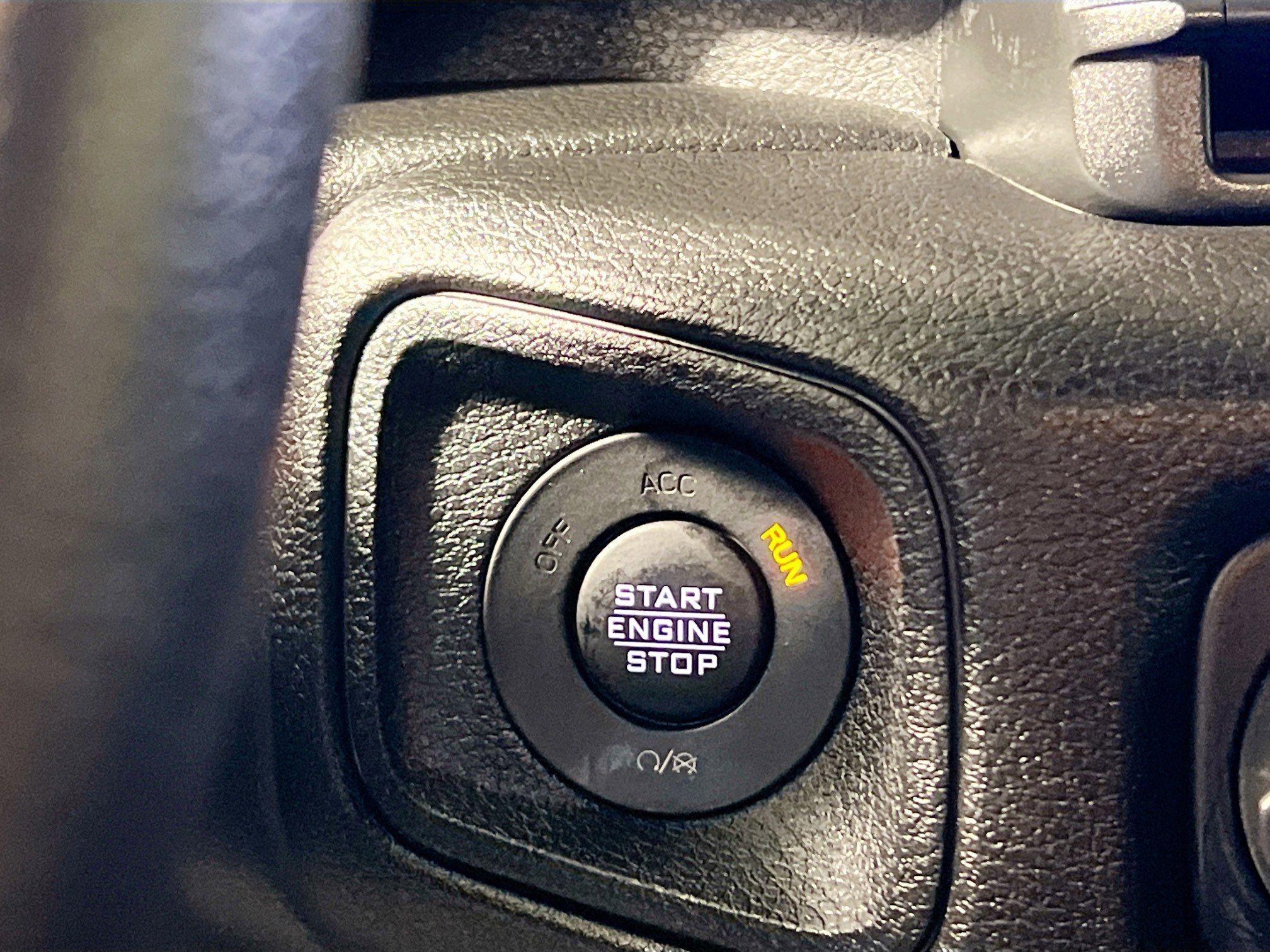 Used 2024 Jeep Wrangler Sport image 24