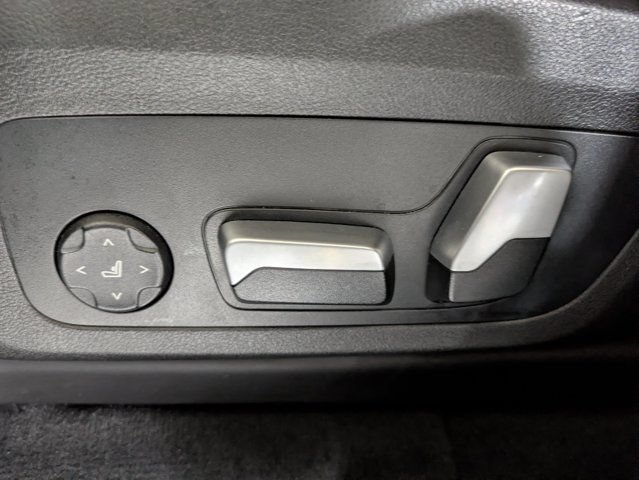 Used 2022 BMW X4 xDrive30i w/ Parking Assistance Package AWD/4WD image 21
