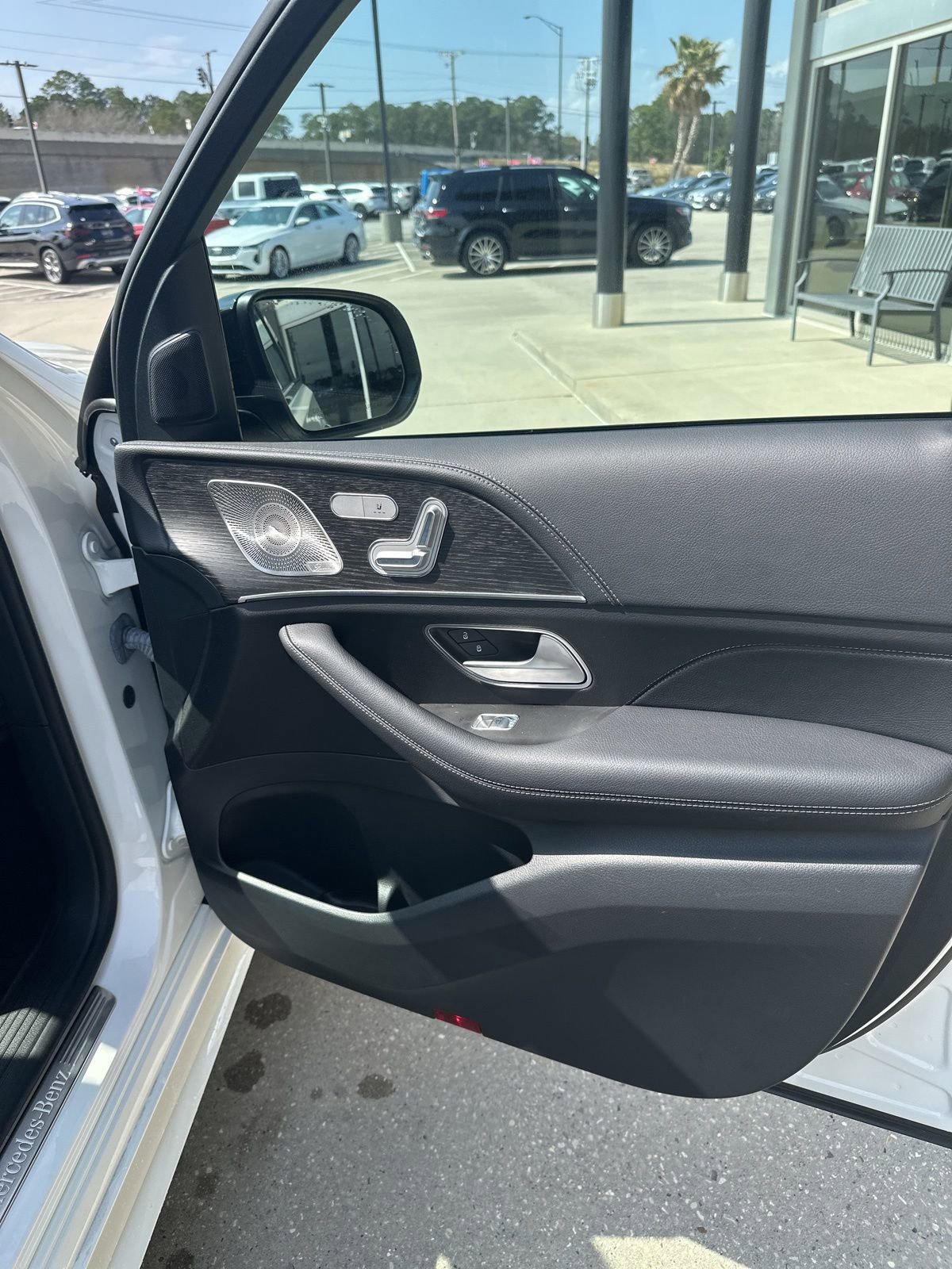 Used 2023 Mercedes-Benz GLE 450 4MATIC image 7