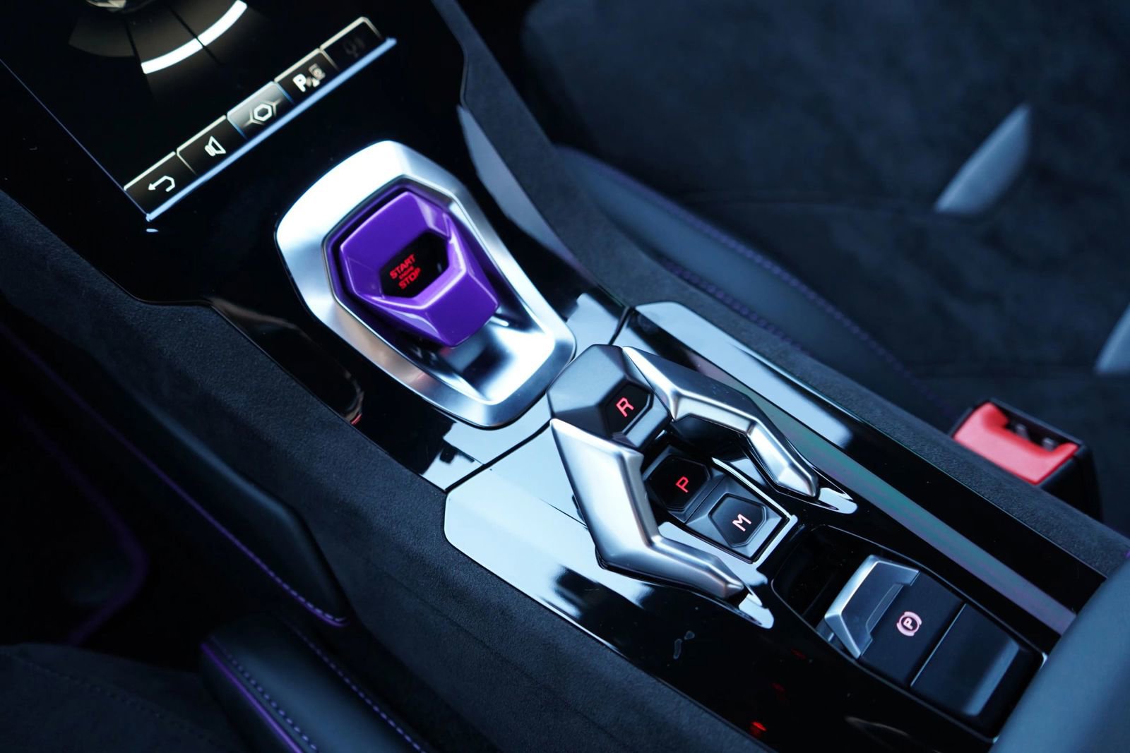 Used 2024 Lamborghini Huracan Tecnica image 10