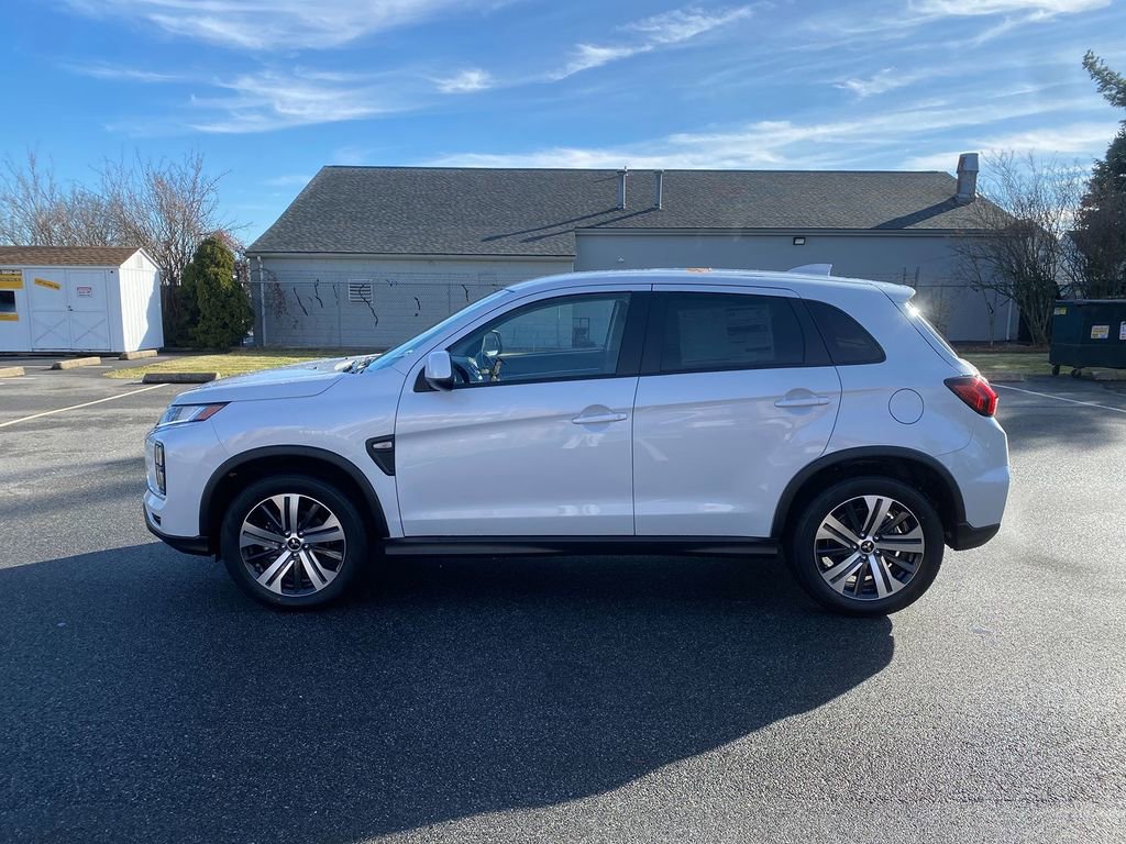New 2025 Mitsubishi Outlander Sport ES image 9