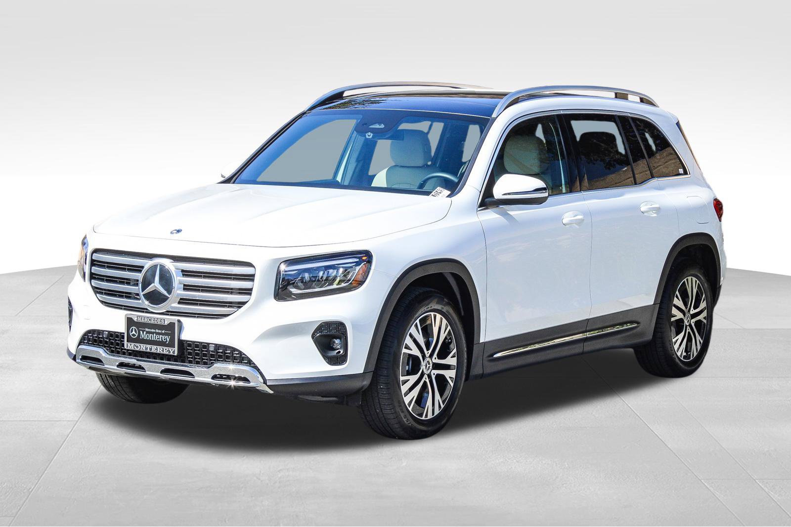 Certified 2026 Mercedes-Benz GLB 250 4MATIC image 3