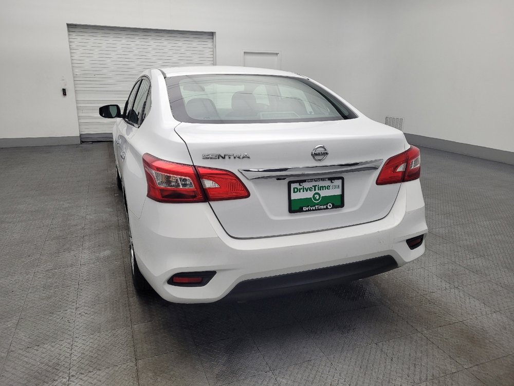 Used 2018 Nissan Sentra S image 6