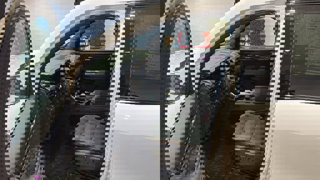 New 2026 GMC Acadia AT4 w/ LPO, Floor Liner Package image 22