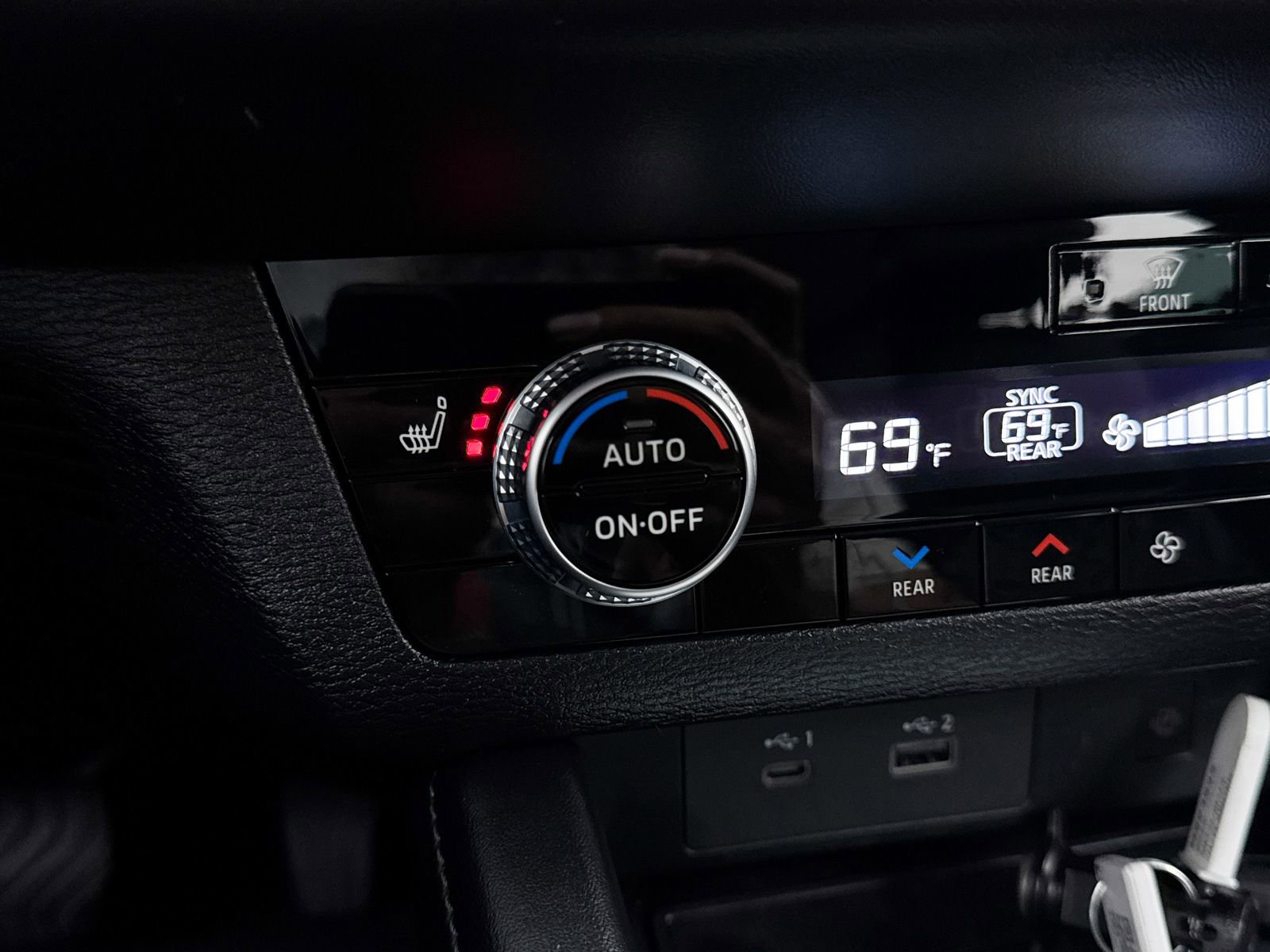 Used 2023 Mitsubishi Outlander SEL image 26