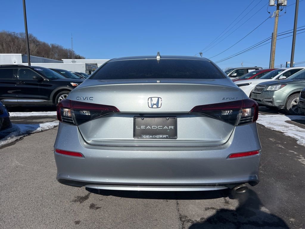 Used 2025 Honda Civic Sport image 4