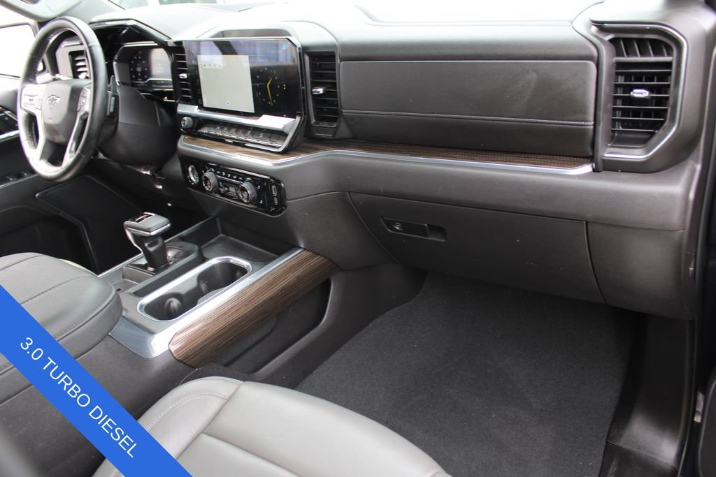 Used 2024 Chevrolet Silverado 1500 LT Trail Boss w/ Protection Package AWD/4WD image 26