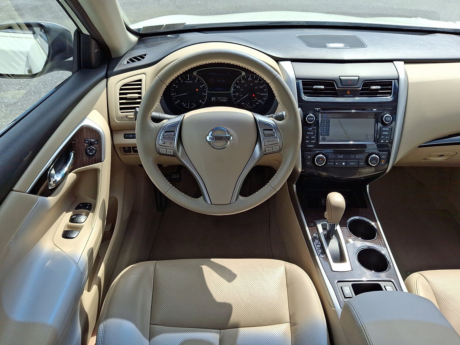 Used 2014 Nissan Altima 2.5 SL w/ Technology Package FWD image 12
