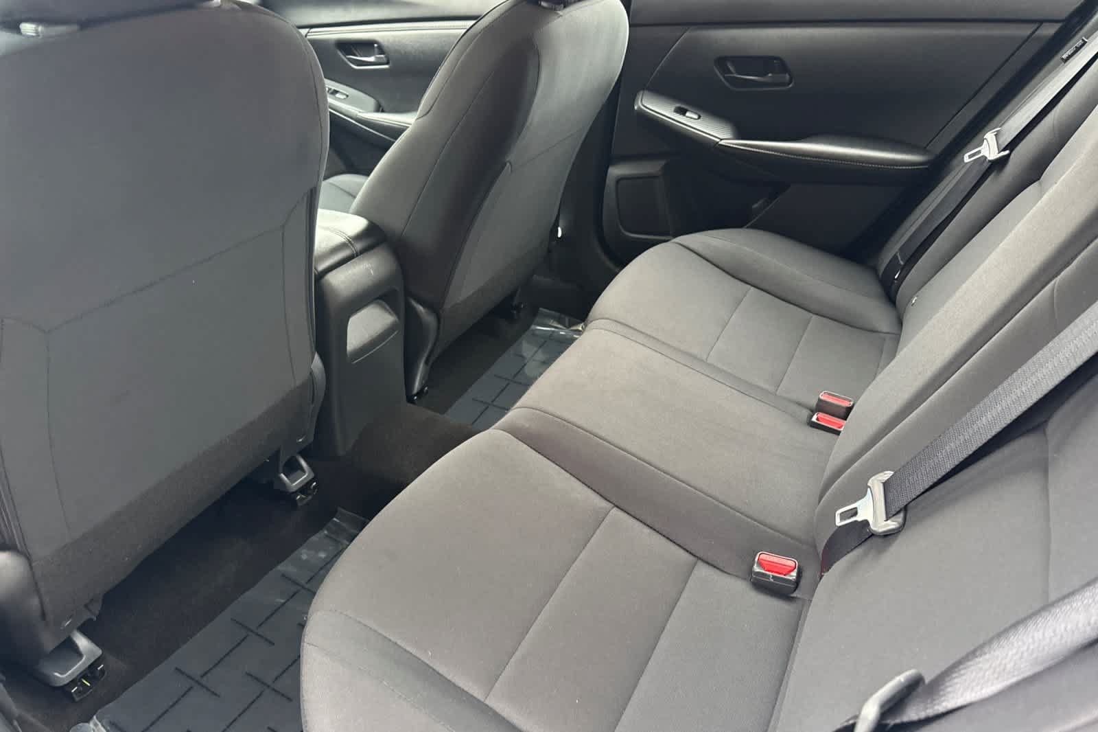 Used 2024 Nissan Sentra S FWD image 4