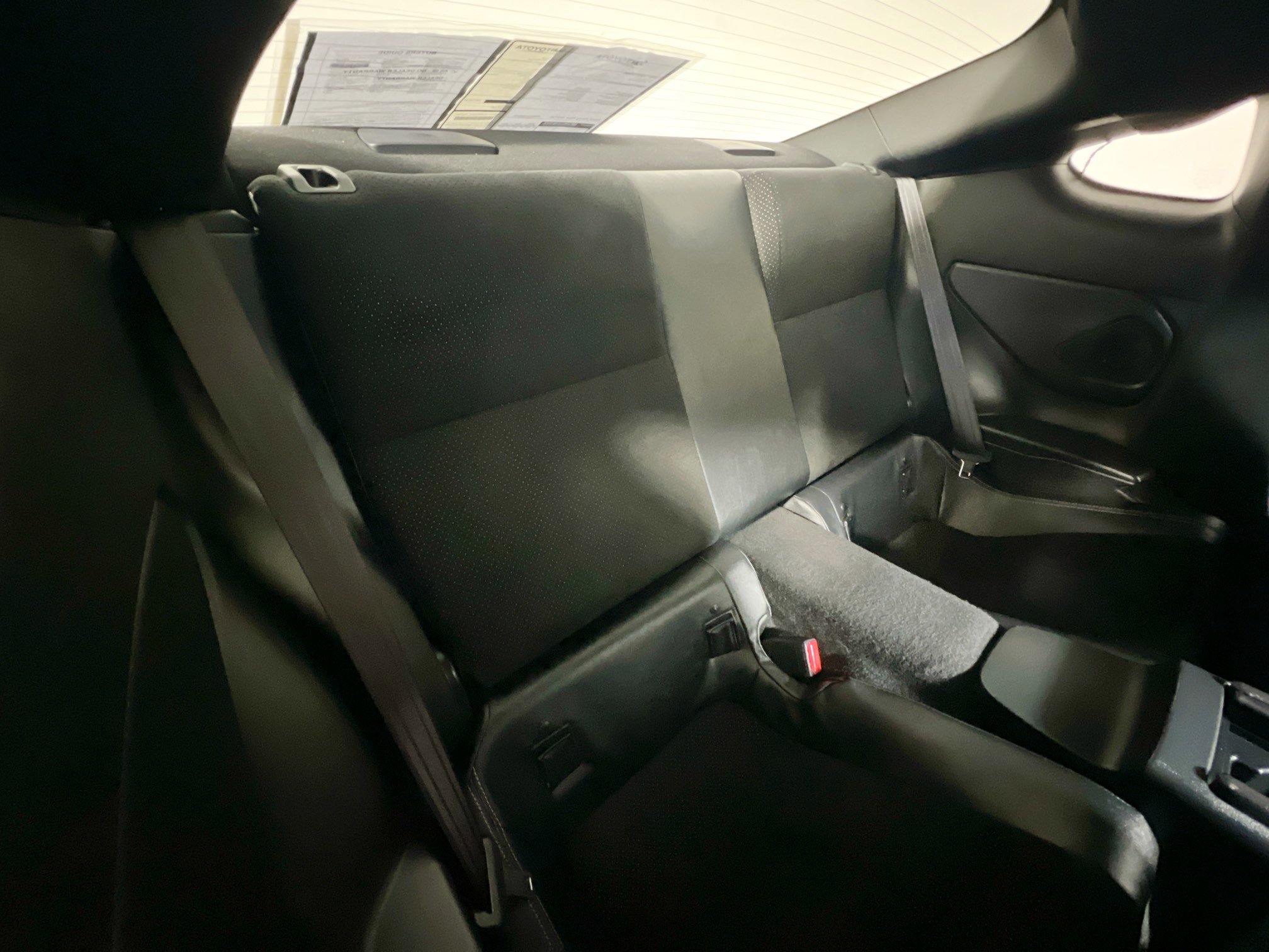 Used 2022 Toyota GR86 Premium image 32