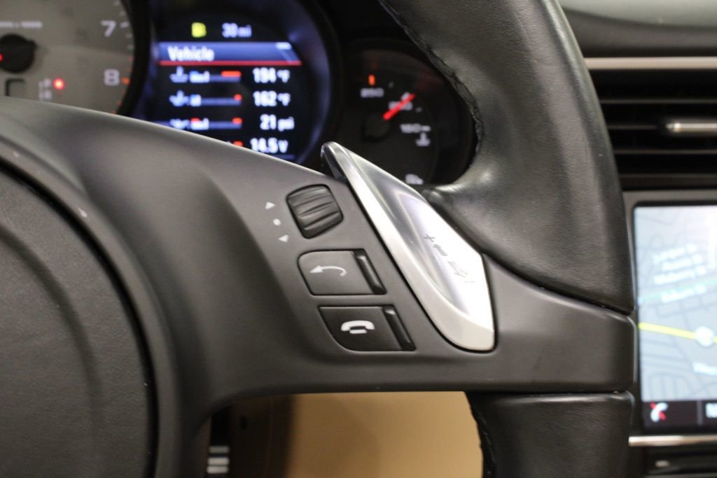 Used 2016 Porsche 911 Carrera S image 28