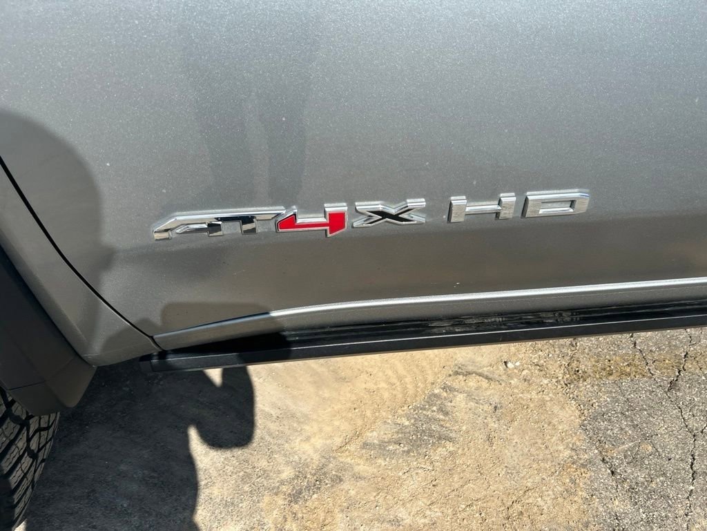Used 2024 GMC Sierra 2500 AT4X w/ AT4X AEV Edition AWD/4WD image 9