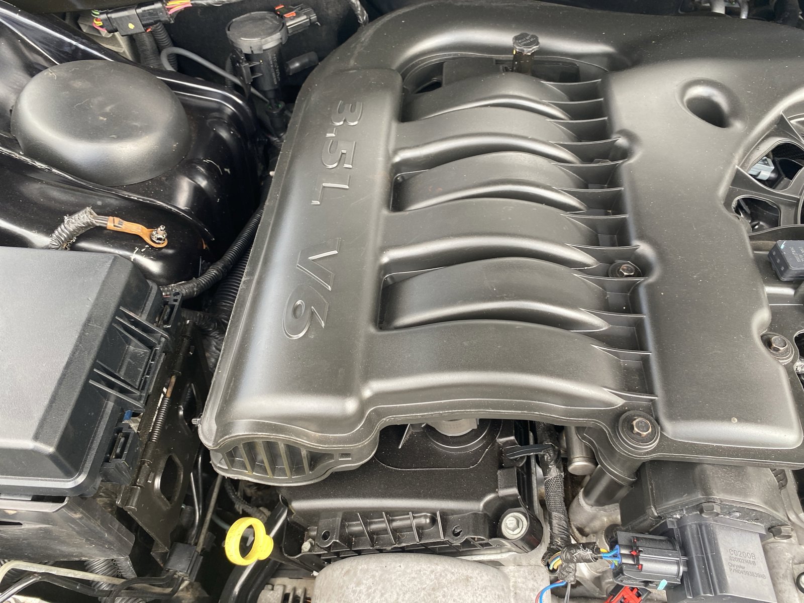 Used 2010 Dodge Charger SXT image 23