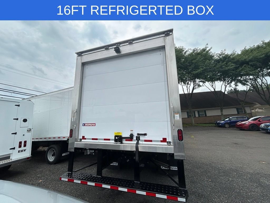 New 2026 Ford F550 2WD Regular Cab Super Duty image 6