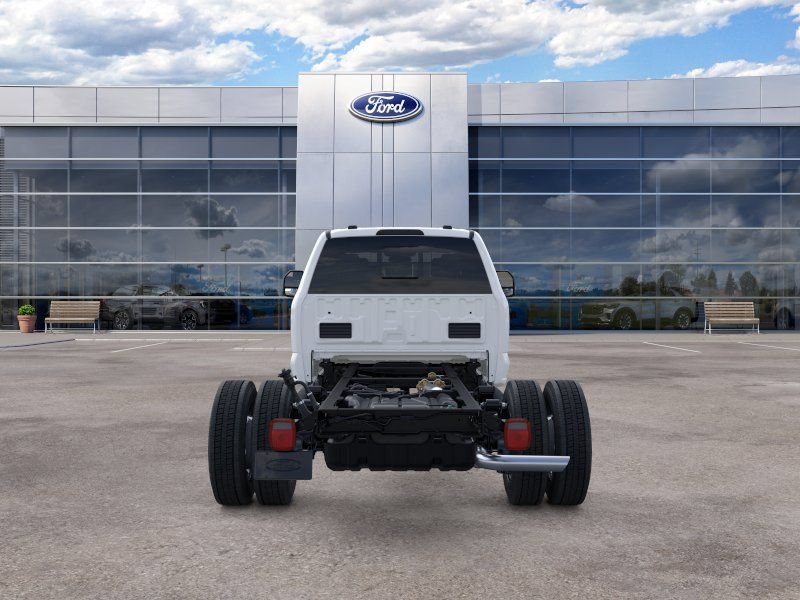 New 2026 Ford F550 4x4 Crew Cab image 5