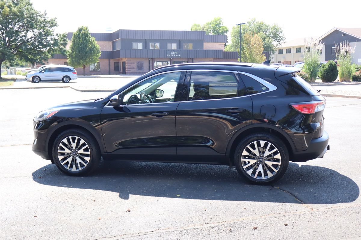 Used 2020 Ford Escape Titanium AWD/4WD image 8