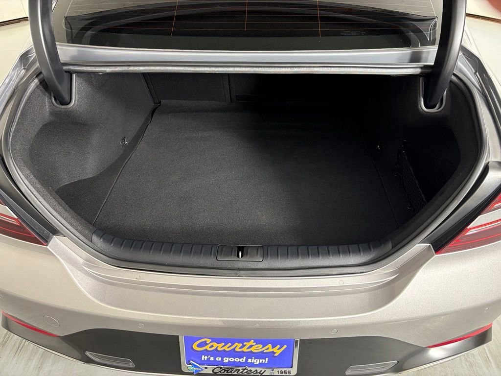 Used 2023 Genesis G70 3.3T w/ Sport Prestige Package RWD image 18