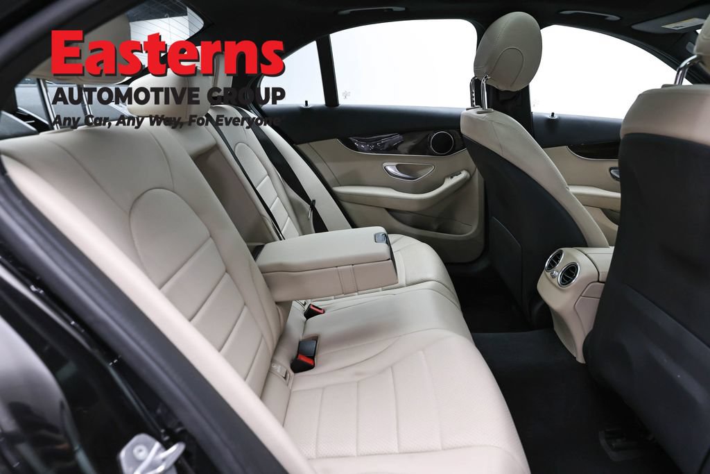 Used 2018 Mercedes-Benz C 300 4MATIC Sedan image 24
