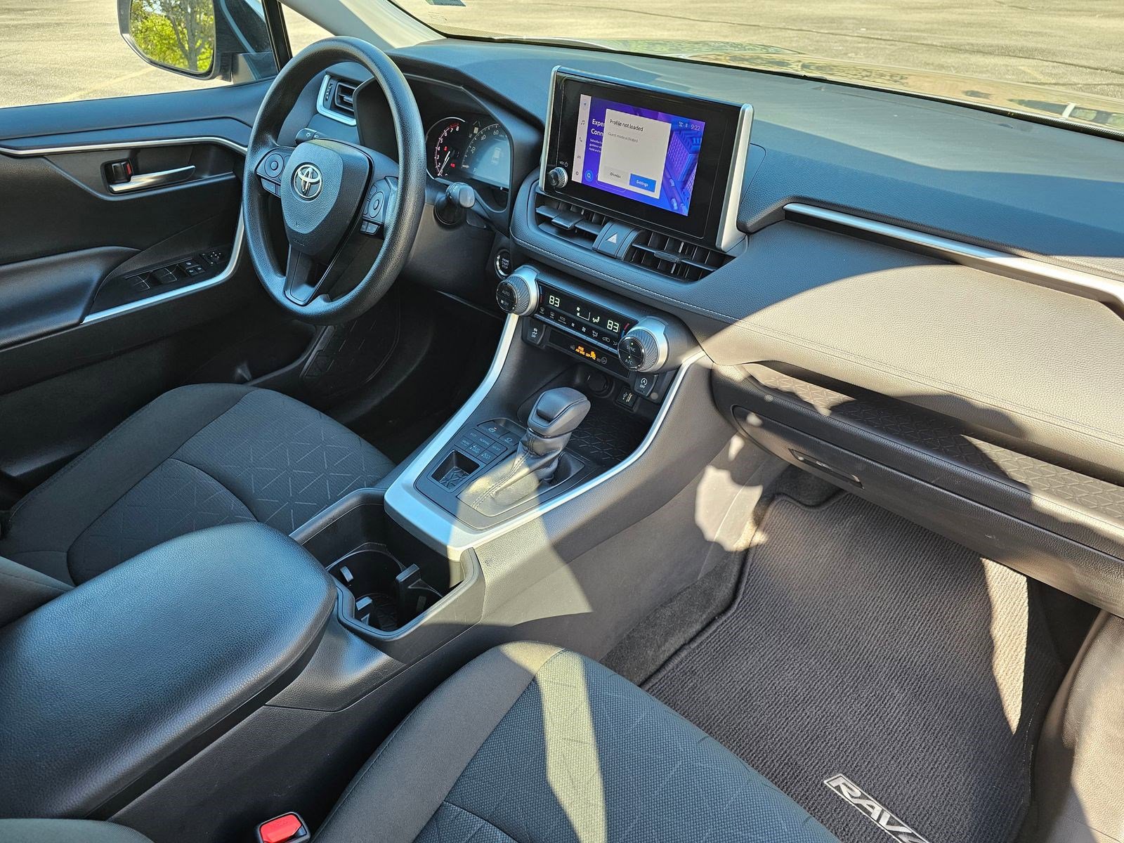 Used 2023 Toyota RAV4 XLE AWD/4WD image 13