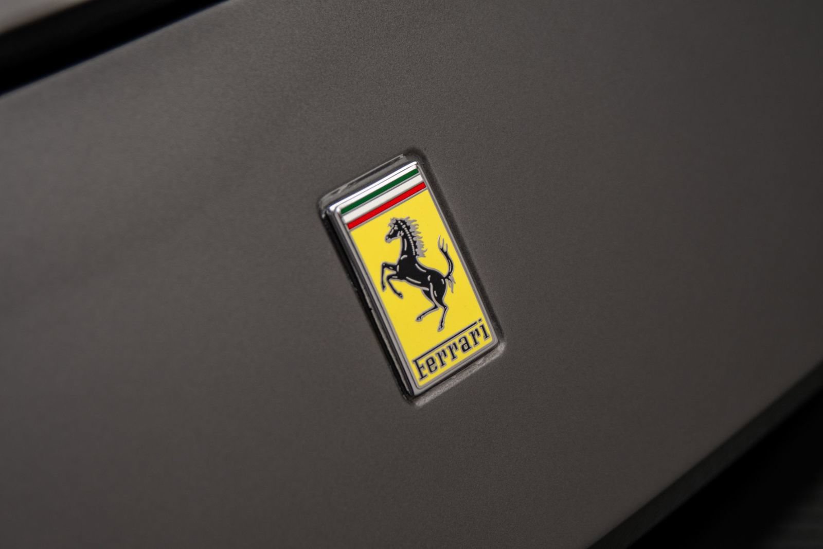 Used 2018 Ferrari GTC4Lusso AWD/4WD image 44