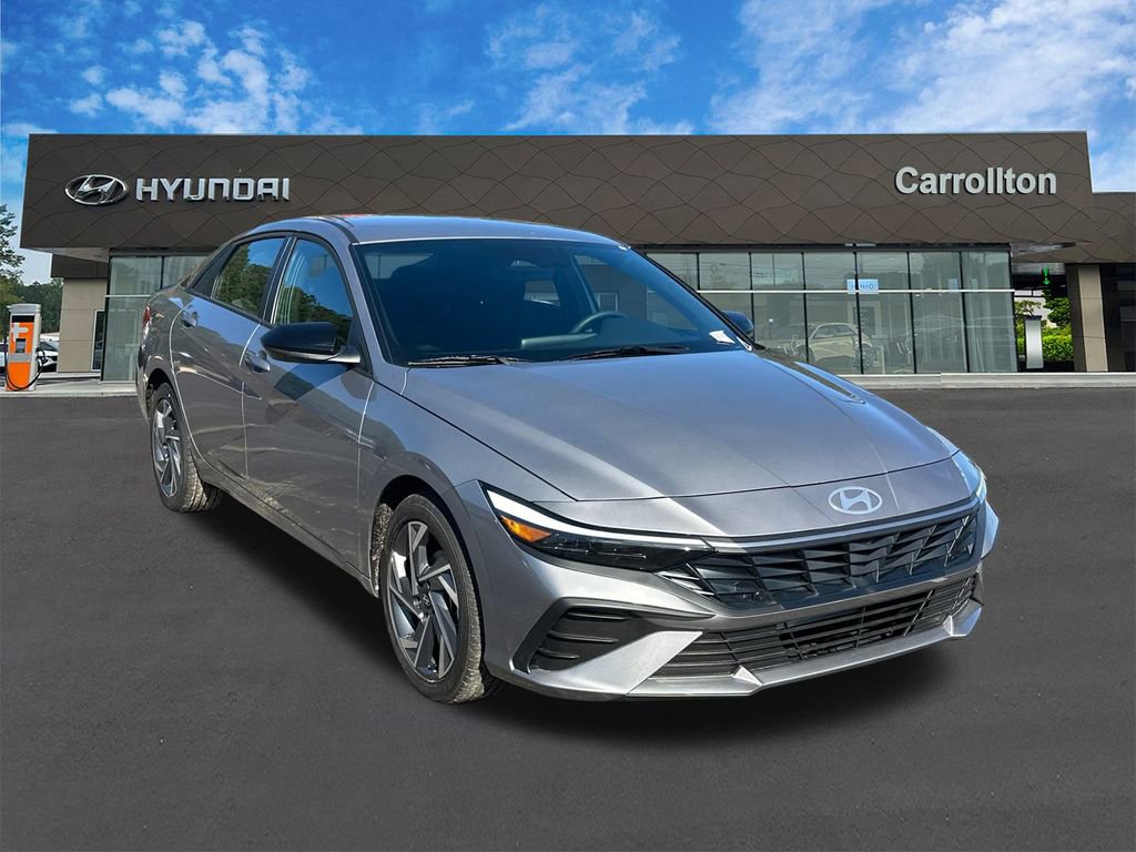 New 2025 Hyundai Elantra Sport image 3