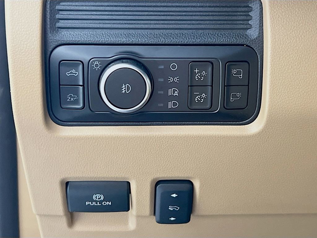 New 2026 Ford F350 Lariat w/ Lariat Premium Package image 20