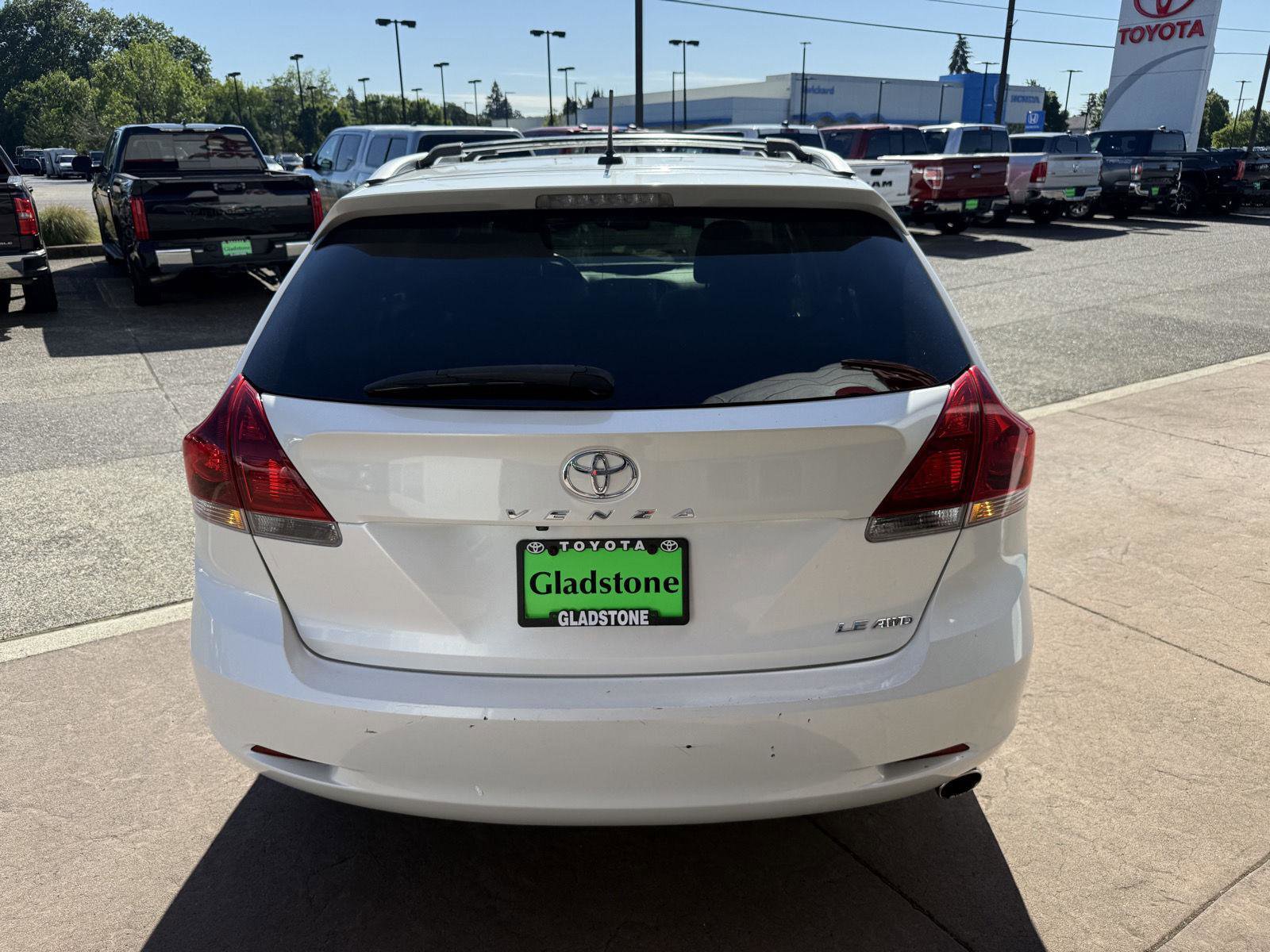 Used 2015 Toyota Venza LE AWD/4WD image 5