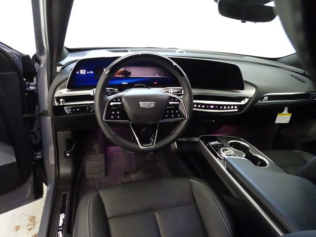 Used 2025 Cadillac Lyriq Luxury w/ LPO, Floor Liner Package image 5