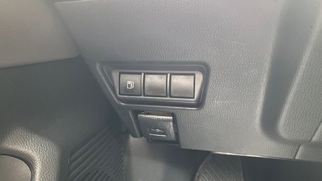 Used 2023 Toyota Prius XLE image 29