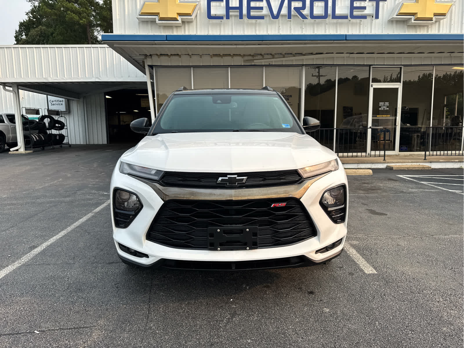 Used 2023 Chevrolet TrailBlazer RS w/ Convenience Package FWD image 3