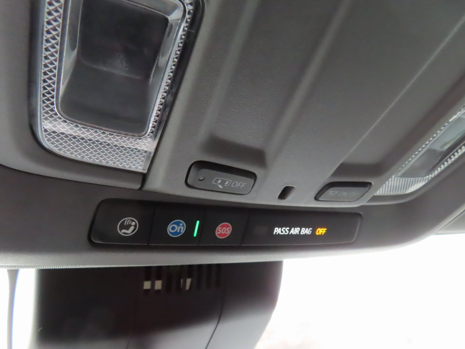 Used 2022 Chevrolet Silverado 1500 Custom image 32